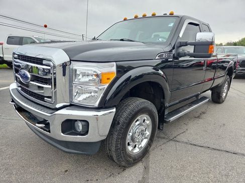 Used 2016 Ford F250 XLT w/ XLT Premium Package AWD/4WD image 2