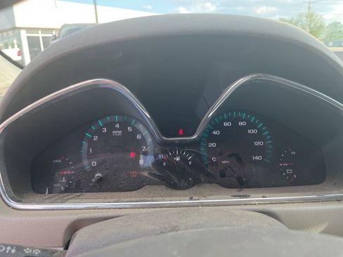 Used 2015 Chevrolet Traverse LT w/ Style and Technology Package image 14