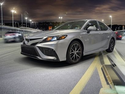 Used 2023 Toyota Camry SE