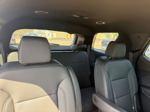Used 2022 Chevrolet Traverse LT AWD/4WD image 22