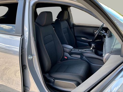 Used 2024 Honda HR-V Sport image 9