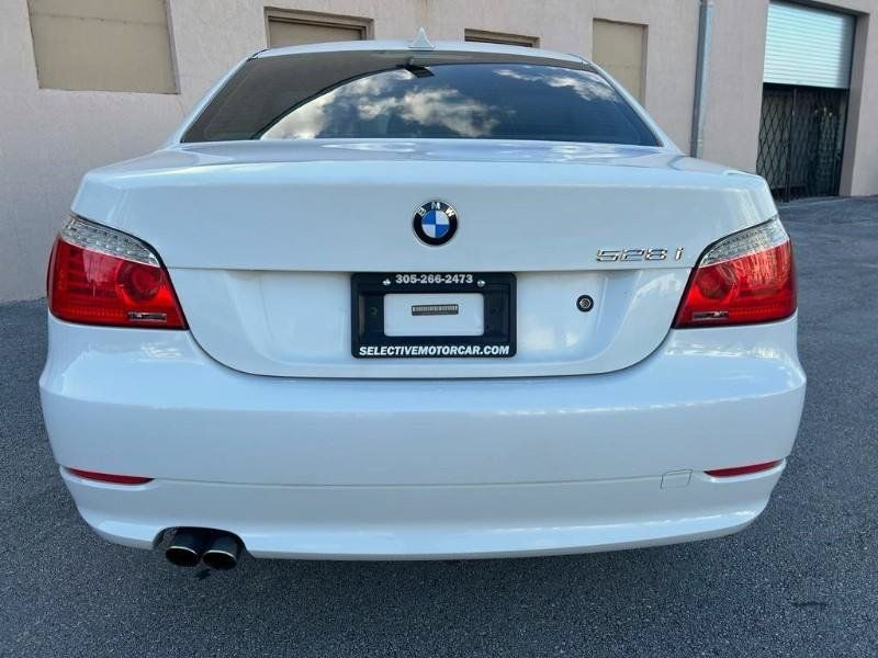 Used 2010 BMW 528i Sedan RWD image 18