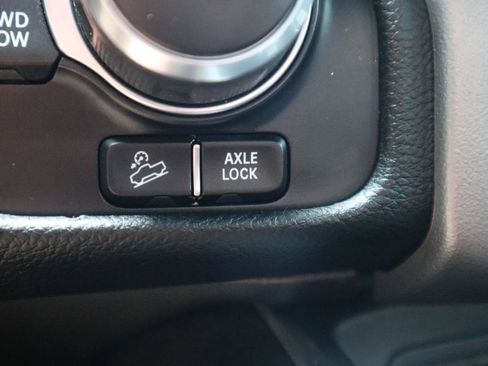 Used 2019 RAM 1500 Big Horn AWD/4WD image 97