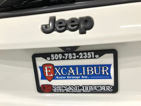 Used 2020 Jeep Compass Trailhawk AWD/4WD image 37