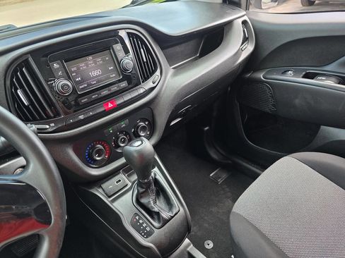 Used 2021 RAM ProMaster City Tradesman image 18