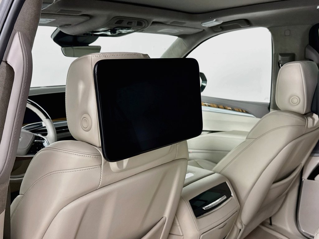 Used 2025 Cadillac Escalade ESV Sport Platinum w/ LPO, Floor Liner Package AWD/4WD image 26