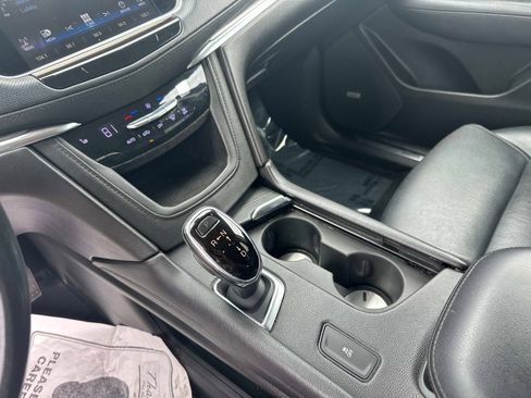 Used 2019 Cadillac XT5 Luxury image 23