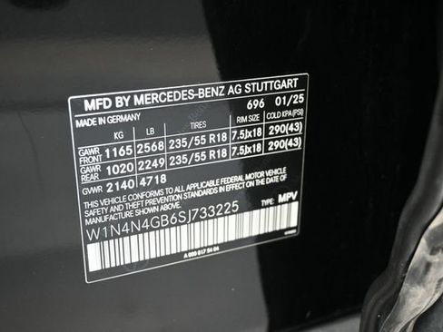 Certified 2025 Mercedes-Benz GLA 250 image 18