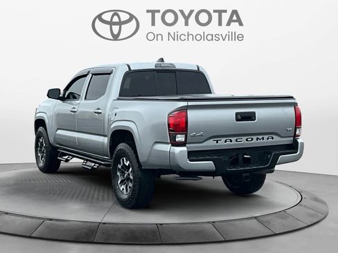 Used 2023 Toyota Tacoma SR image 4