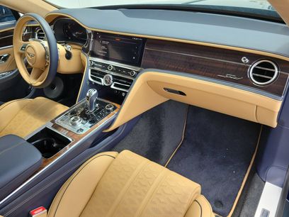 Used 2025 Bentley Flying Spur Plug-In Hybrid