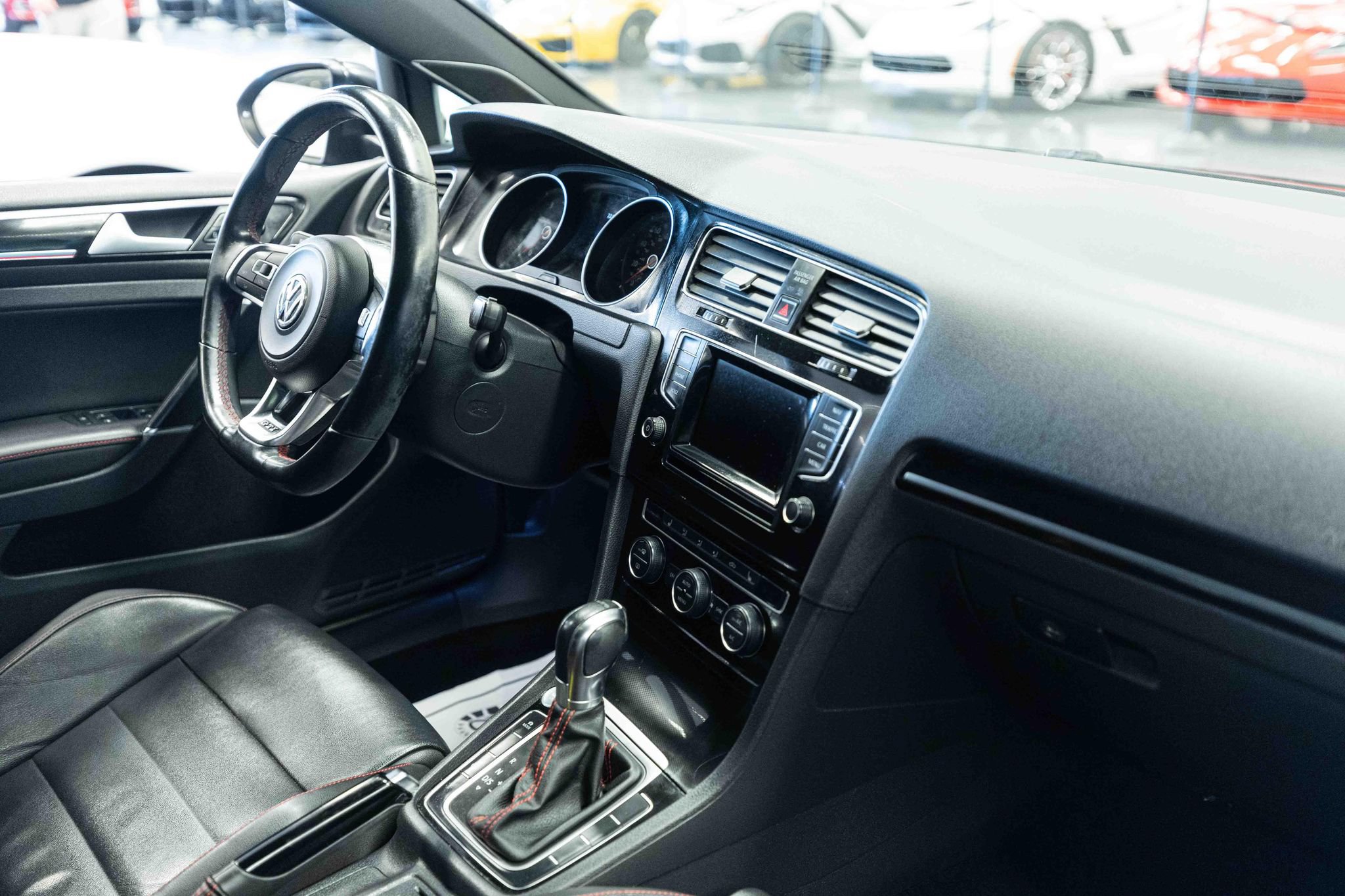 Used 2015 Volkswagen GTI S FWD image 15