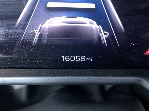 Certified 2025 GMC Acadia Elevation image 4