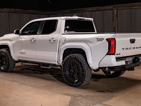 Used 2026 Toyota Tacoma TRD Sport image 7