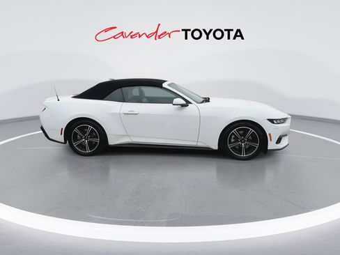 Used 2024 Ford Mustang Premium image 9