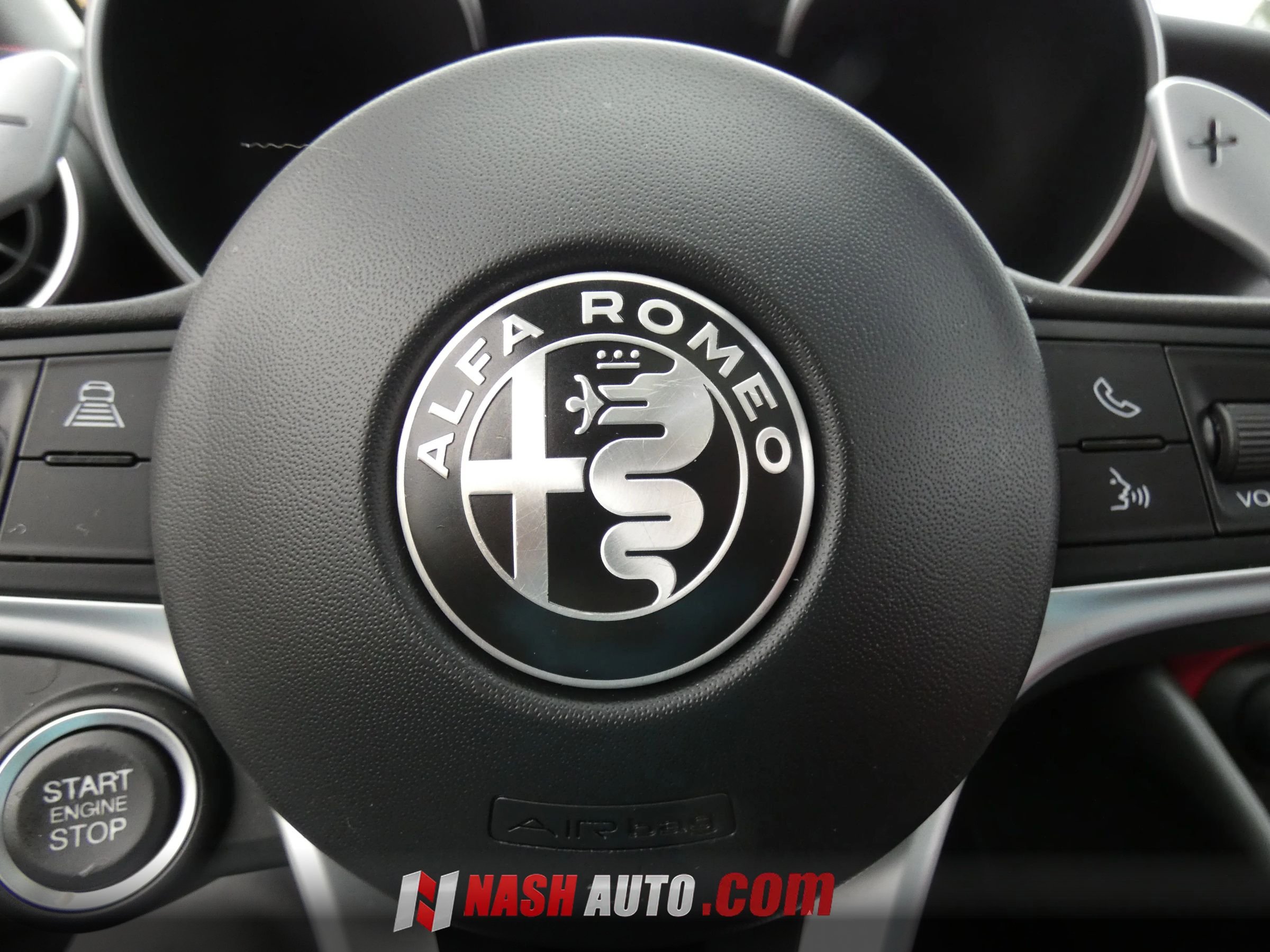 Used 2018 Alfa Romeo Giulia Ti w/ Quick Order Package 22X Lusso AWD/4WD image 73