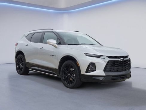 Used 2022 Chevrolet Blazer RS w/ Enhanced Convenience Package FWD image 2
