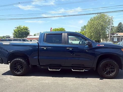 Used 2021 Chevrolet Silverado 1500 Custom Trail Boss AWD/4WD image 12