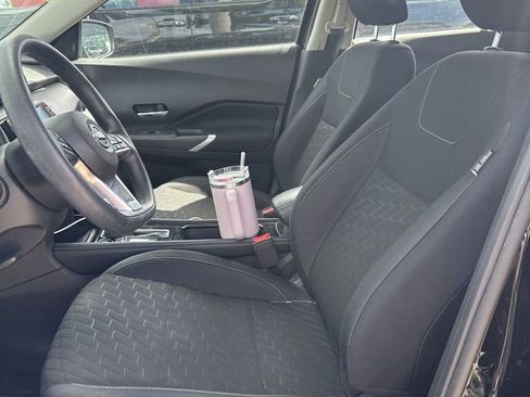 Certified 2023 Nissan Kicks SV image 5