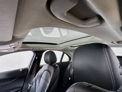 Used 2017 Mercedes-Benz C 300 4MATIC Sedan image 5