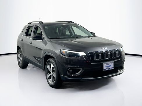Used 2022 Jeep Cherokee Limited w/ Mopar Interior Package image 3