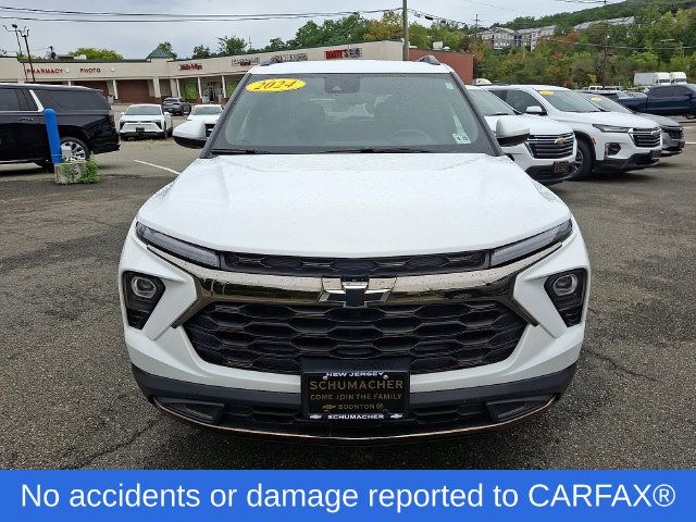 Used 2024 Chevrolet TrailBlazer ACTIV w/ Driver Confidence Package AWD/4WD image 2