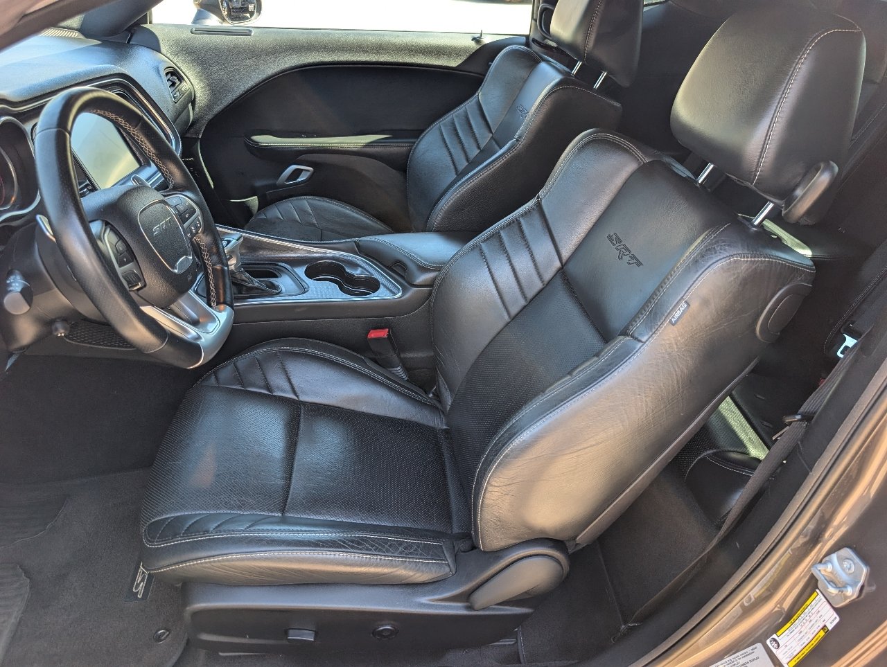 Used 2016 Dodge Challenger SRT w/ Technology Group RWD image 2