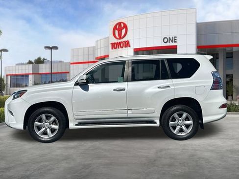 Used 2017 Lexus GX 460 w/ Navigation Package AWD/4WD image 8