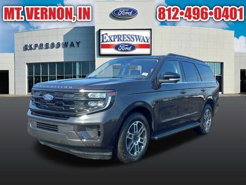 Used 2025 Ford Expedition Active AWD/4WD image 1