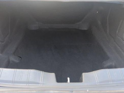Used 2021 Chevrolet Camaro LT w/ Technology Package RWD image 12