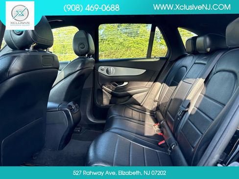 Used 2019 Mercedes-Benz GLC 300 4MATIC image 27