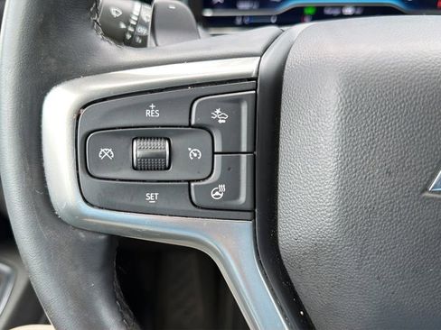 Used 2023 Chevrolet Silverado 1500 LT w/ Convenience Package II AWD/4WD image 24