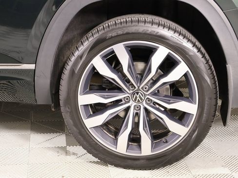 Used 2021 Volkswagen Atlas SEL R-Line image 21