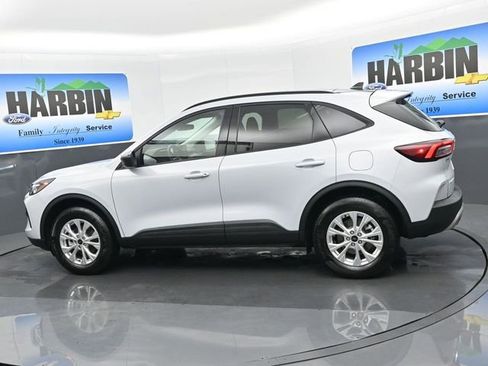 New 2025 Ford Escape Active w/ Tech Pack #1 image 3