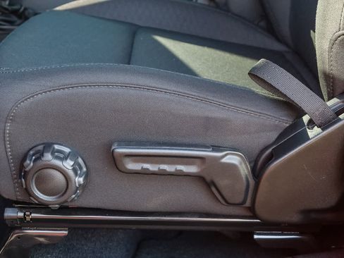 Used 2022 Jeep Gladiator Sport image 23