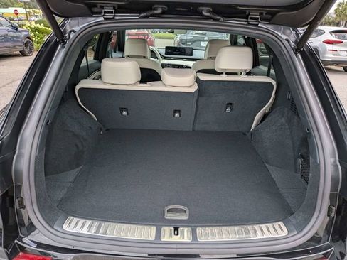Used 2025 Genesis Electrified GV70 AWD/4WD image 13