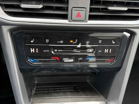 New 2026 Volkswagen Taos SEL AWD/4WD image 13
