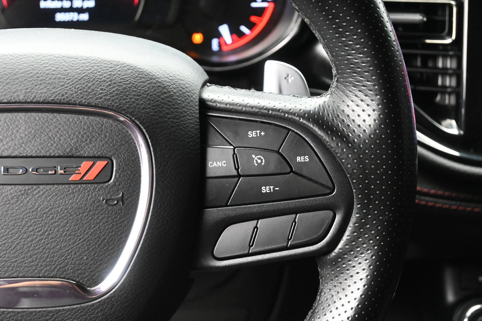 Used 2022 Dodge Durango R/T w/ Blacktop Package AWD/4WD image 40
