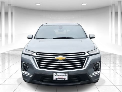 Used 2023 Chevrolet Traverse Premier image 5