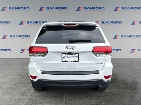 Used 2021 Jeep Grand Cherokee Laredo RWD image 5