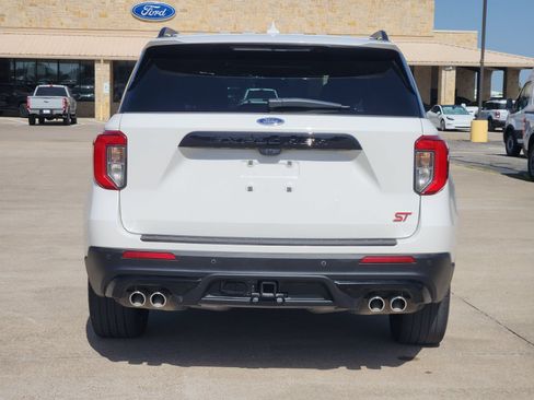 Used 2023 Ford Explorer ST w/ Equipment Group 401A AWD/4WD image 7