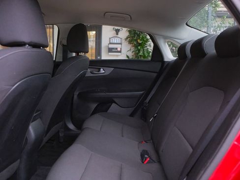 Used 2020 Kia Forte LXS image 31