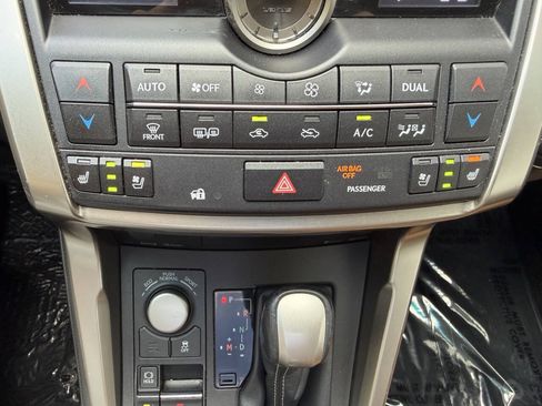 Used 2016 Lexus NX 200t AWD w/ Premium Package image 31