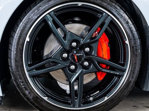 Used 2021 Chevrolet Corvette Stingray Preferred Conv w/ Battery Protection Package image 11