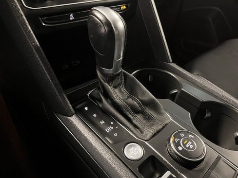 Used 2019 Volkswagen Atlas SE image 25