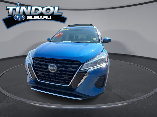 Used 2024 Nissan Kicks SV w/ Interior Electronics Package FWD image 3