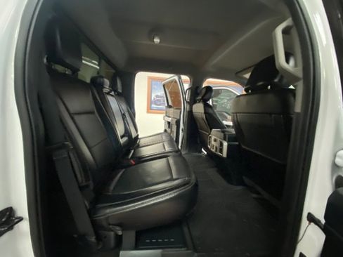 Used 2019 Ford F250 Lariat w/ Lariat Ultimate Package image 23