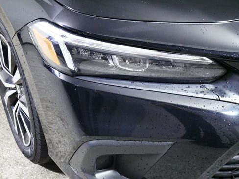 Used 2022 Honda Civic EX image 16