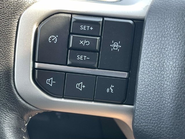 Used 2022 Ford Expedition XLT AWD/4WD image 24