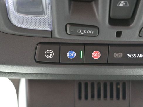 Used 2023 Chevrolet Silverado 1500 High Country w/ High Country Premium Package image 28