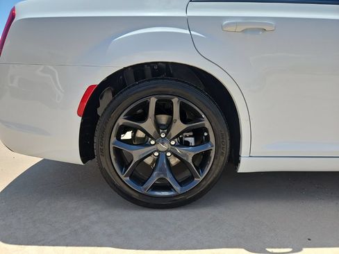 Used 2023 Chrysler 300 S RWD image 8